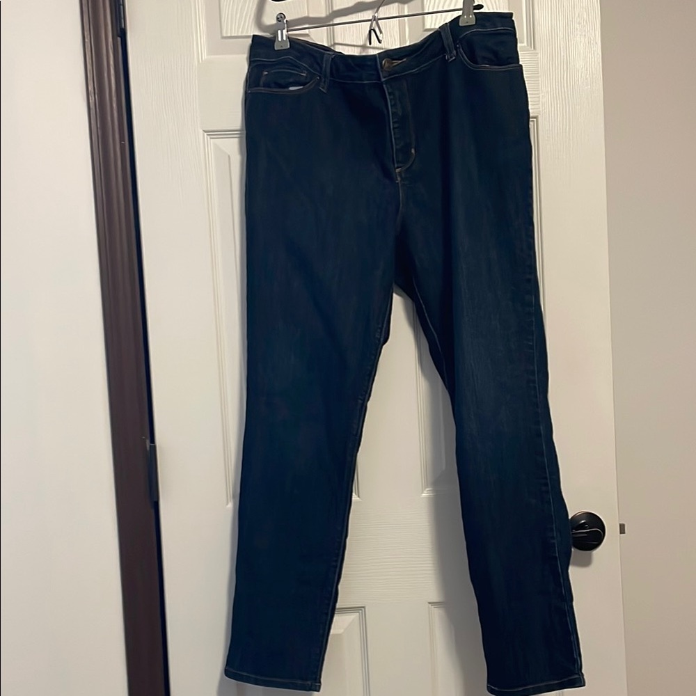 Westport Jeans Signature Fit Skinny Woman Size 16       Dark Blue